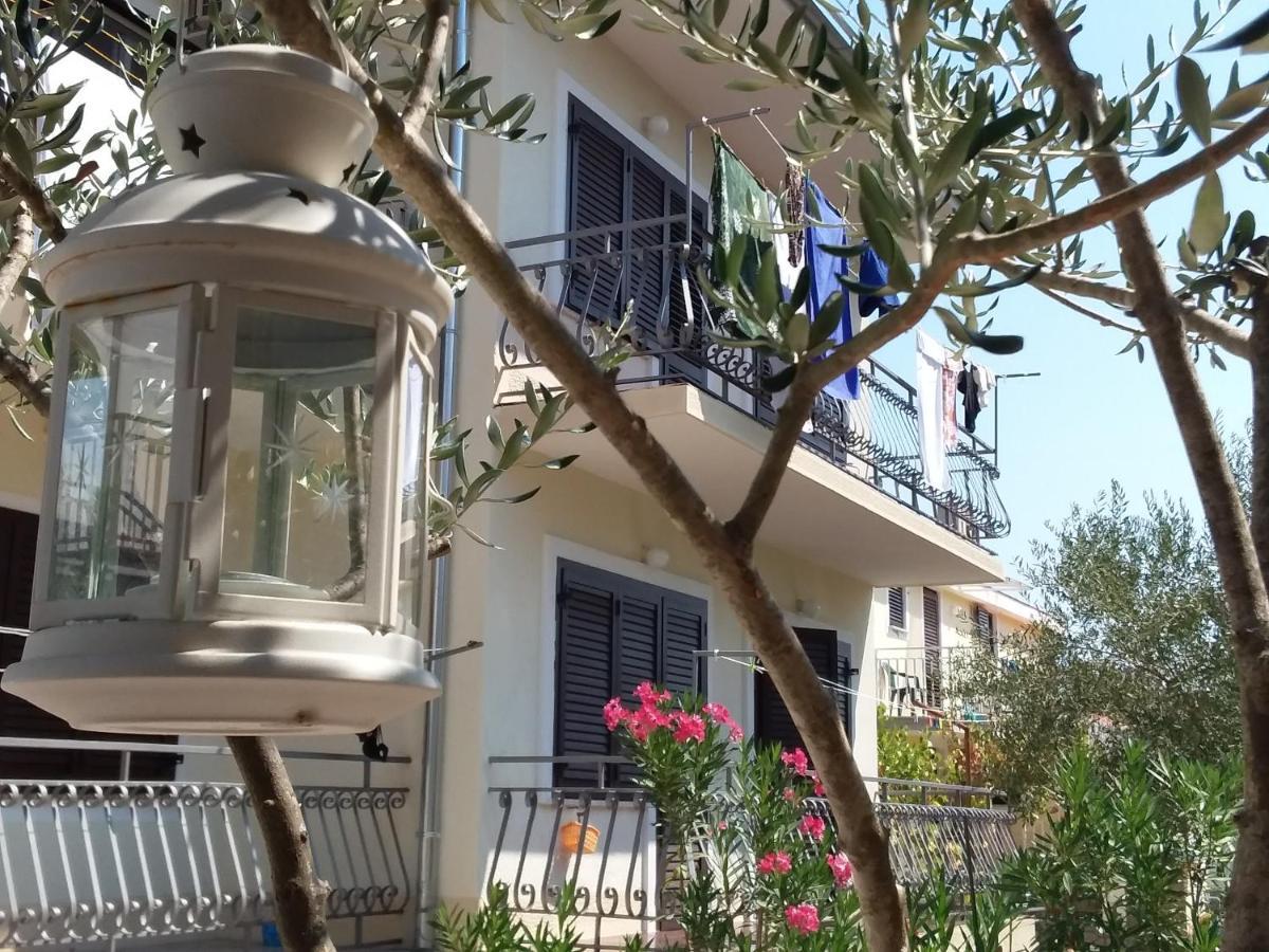 And Charming Apartment In Vantacici Malinska Extérieur photo