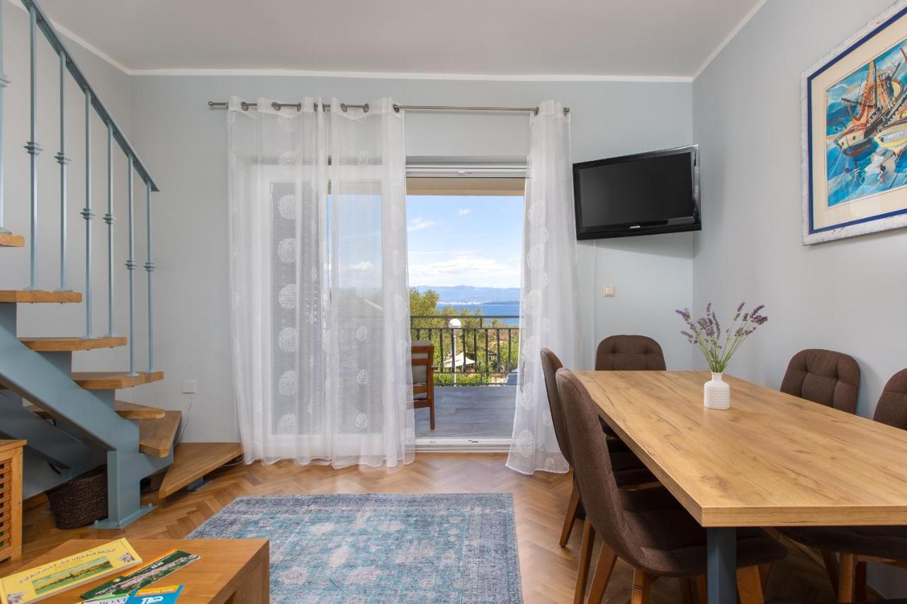 And Charming Apartment In Vantacici Malinska Extérieur photo